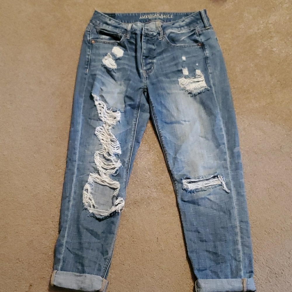 American Eagle Tomgirl size 8 jeans